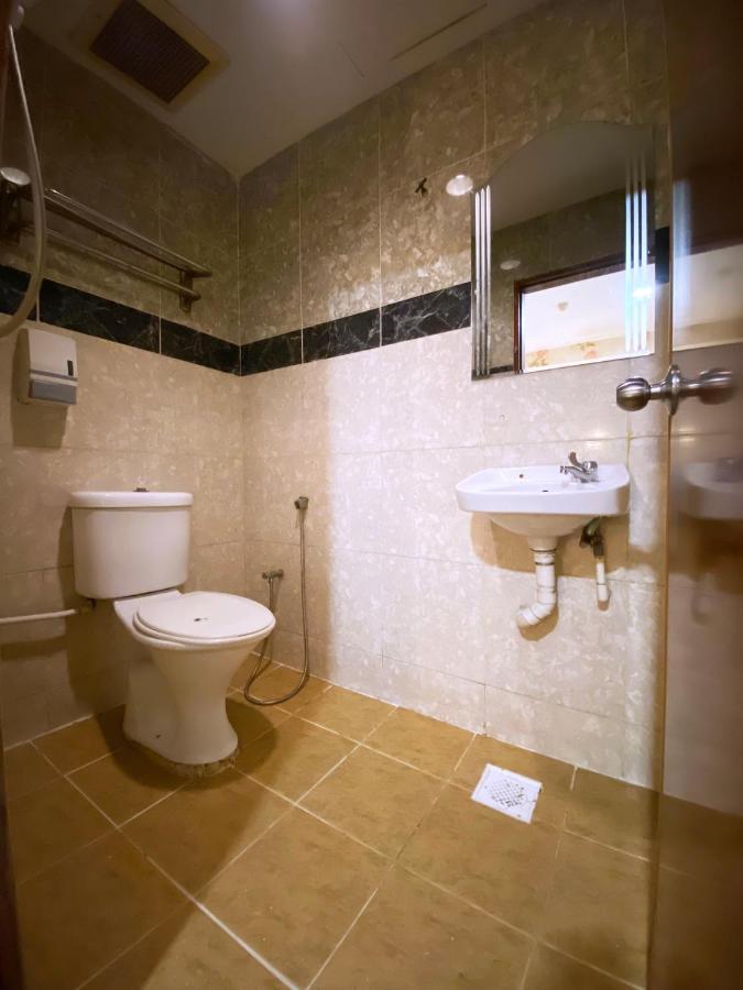 Mr Hotel Nusa Bestari Skudai Zewnętrze zdjęcie